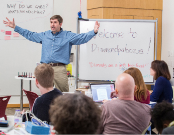 A Diamondpalooza participant, Harvard researcher Ron Walsworth builds tiny magnetometers for biomedical research using diamond NV centers.